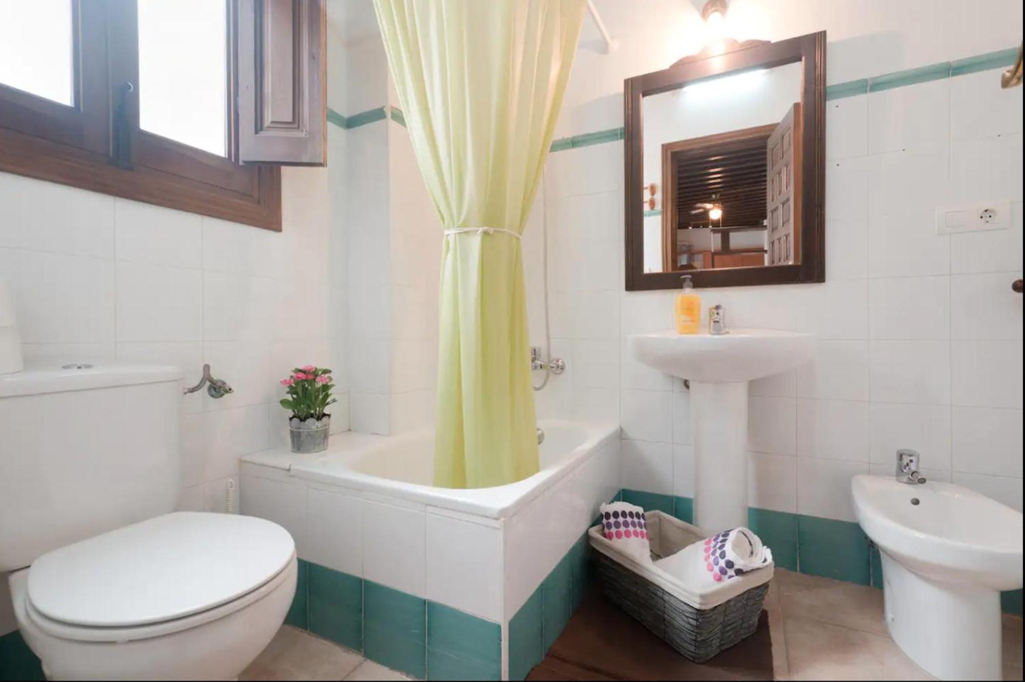 Apartamentos Centro Historico A Los Pies De La Alhambra グラナダ エクステリア 写真