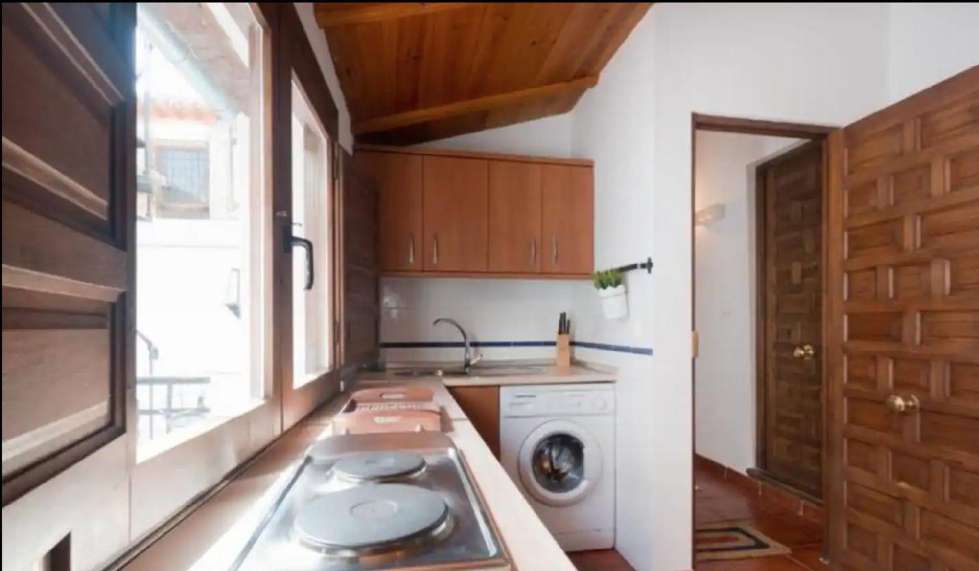 Apartamentos Centro Historico A Los Pies De La Alhambra グラナダ エクステリア 写真